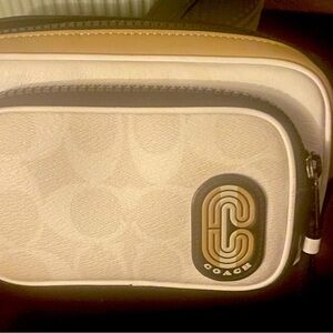 Micheal Kors crossbody